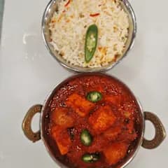 Aaloo paneer curry